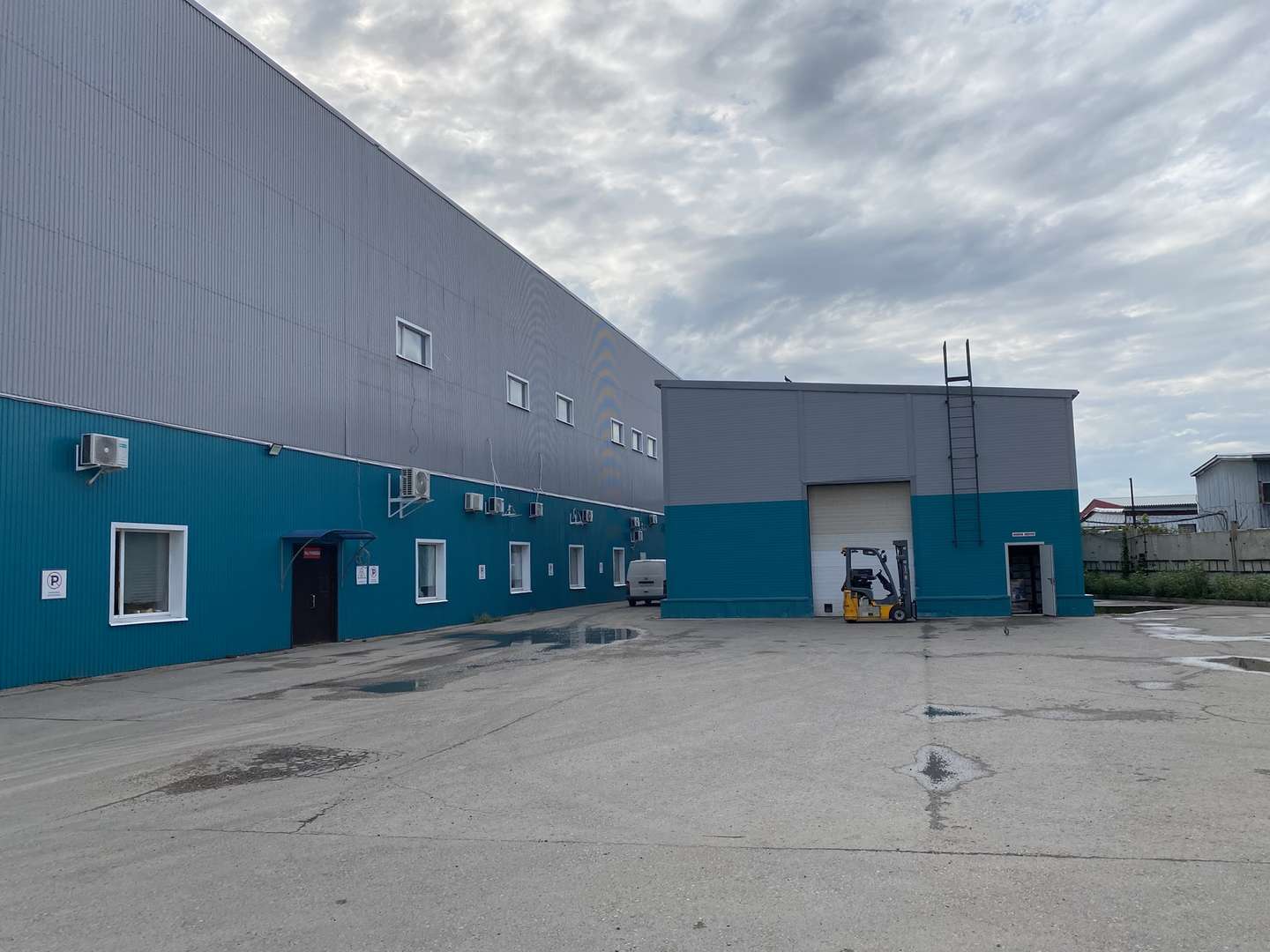 Аренда коммерческой недвижимости, 6300м <sup>2</sup>, Самара, Земеца улица,  32к354