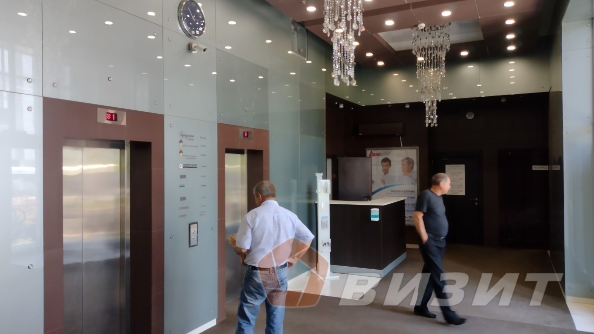 Аренда коммерческой недвижимости, 633м <sup>2</sup>, Самара, Мичурина улица,  21