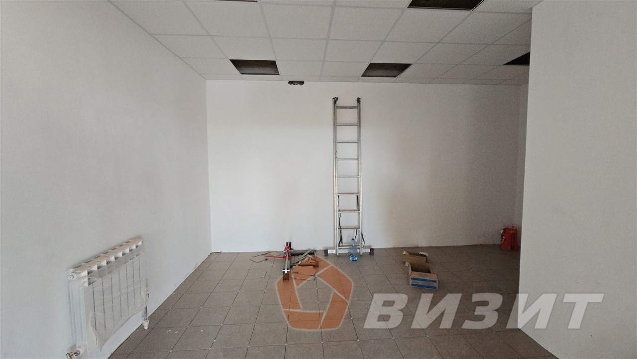 Продажа коммерческой недвижимости, 285м <sup>2</sup>, Самарская, улица Строителей,  11