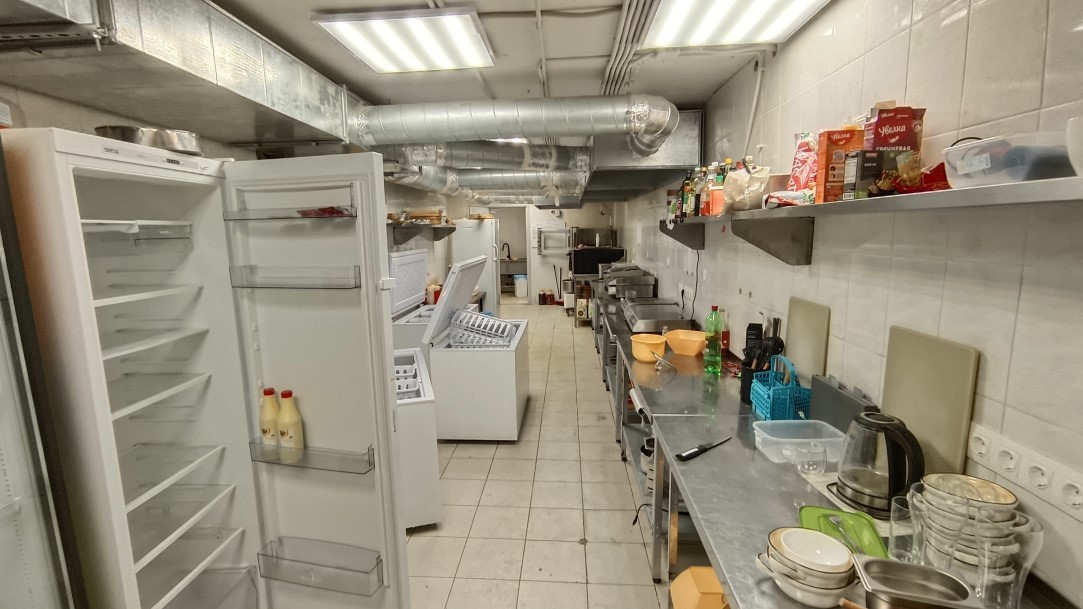 Аренда коммерческой недвижимости, 292м <sup>2</sup>, Новокуйбышевск, Победы проспект,  10