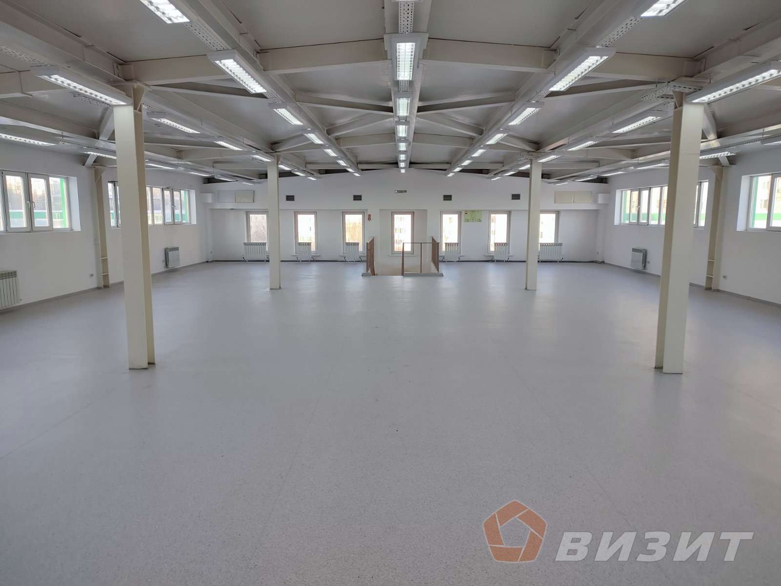 Продажа коммерческой недвижимости, 2397м <sup>2</sup>, Самара, Ставропольская улица,  3