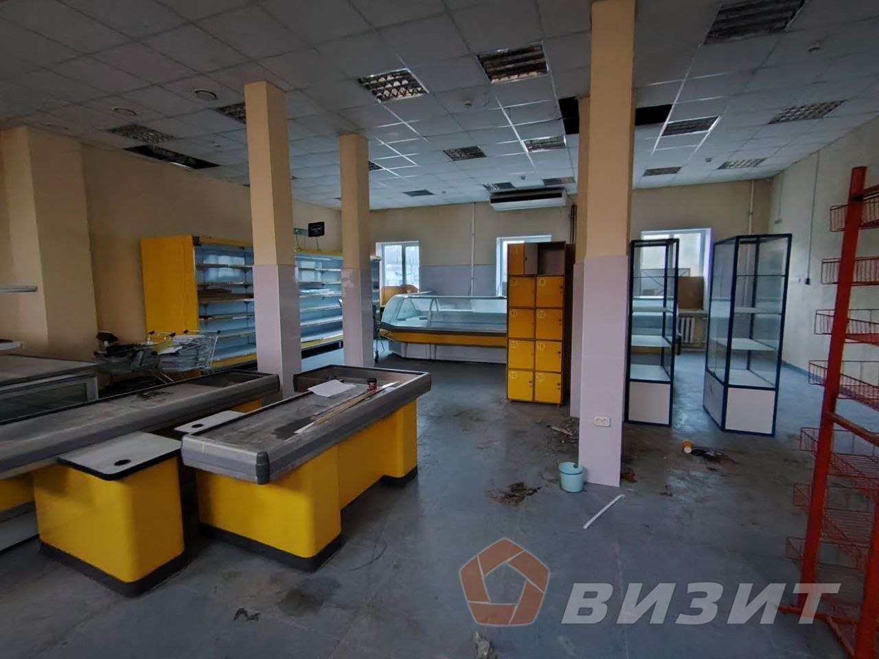 Аренда коммерческой недвижимости, 215м <sup>2</sup>, Новокуйбышевск, Белинского улица,  22