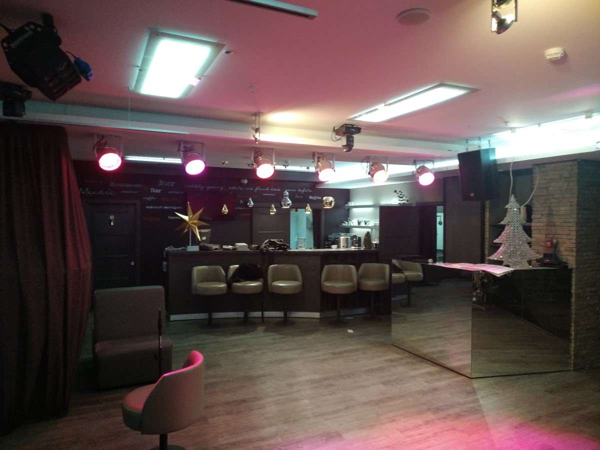 Продажа коммерческой недвижимости, 953м <sup>2</sup>, Самара, Ново-Вокзальная улица,  61в