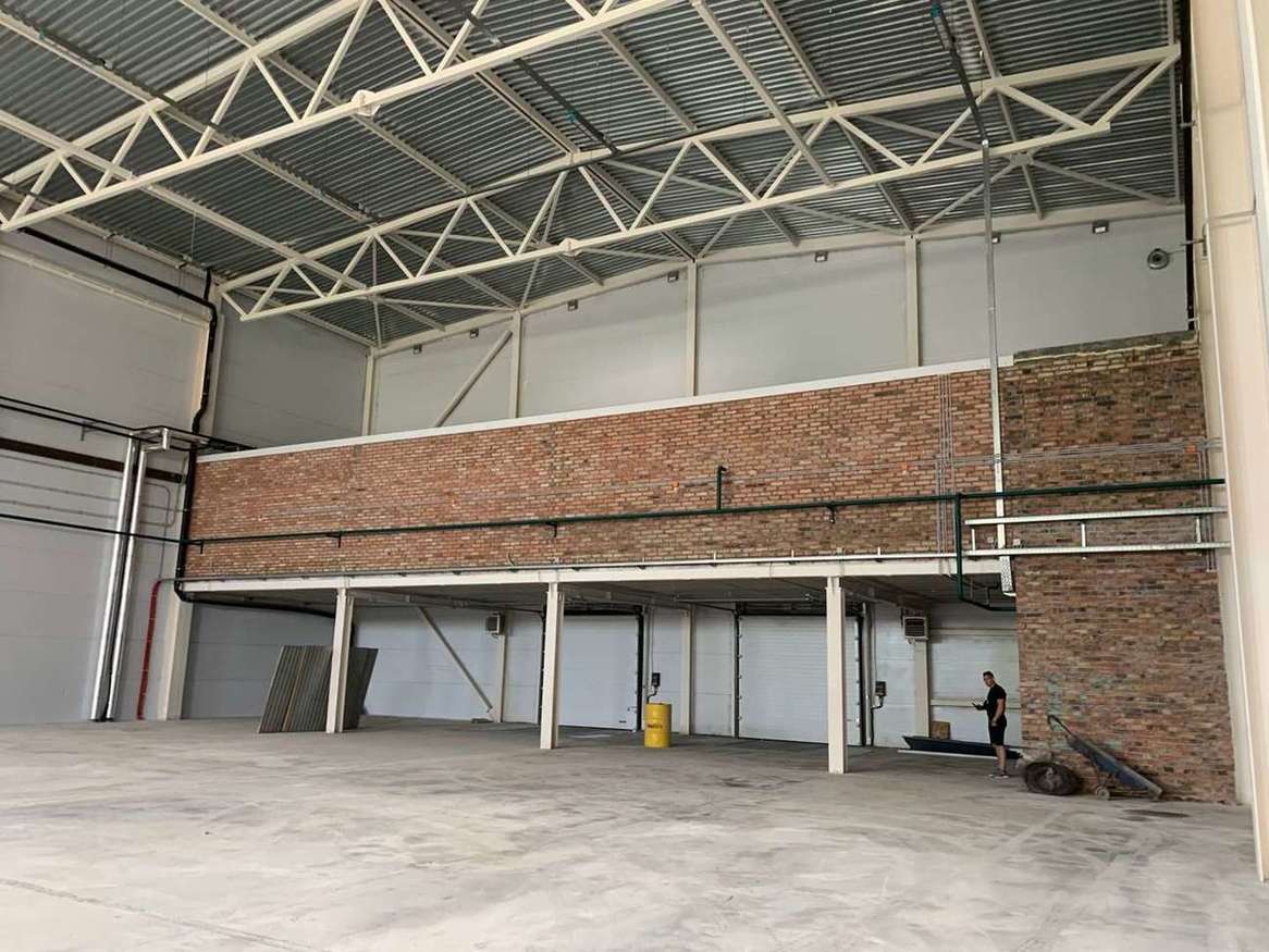 Аренда коммерческой недвижимости, 1043м <sup>2</sup>, Самара, Партизанская улица,  141