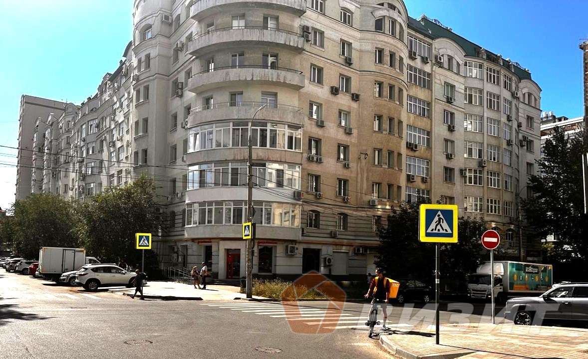 Аренда коммерческой недвижимости, 180м <sup>2</sup>, Самара, Садовая улица,  256