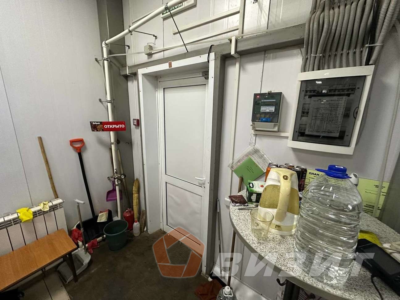 Аренда коммерческой недвижимости, 200м <sup>2</sup>, Дубовый Умет, квартал Клюева,  3Б