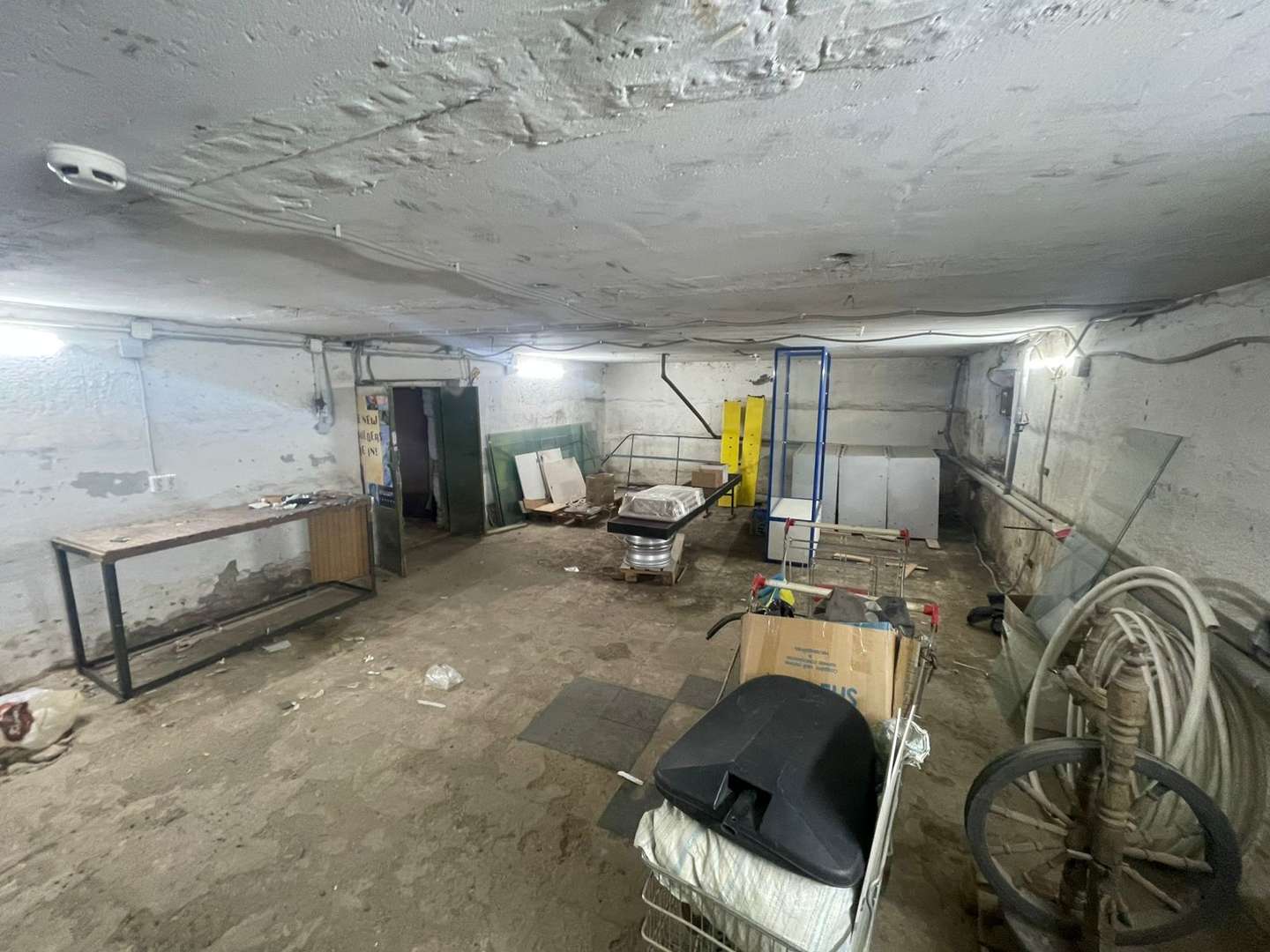 Продажа коммерческой недвижимости, 665м <sup>2</sup>, Самара, Промышленности улица,  291