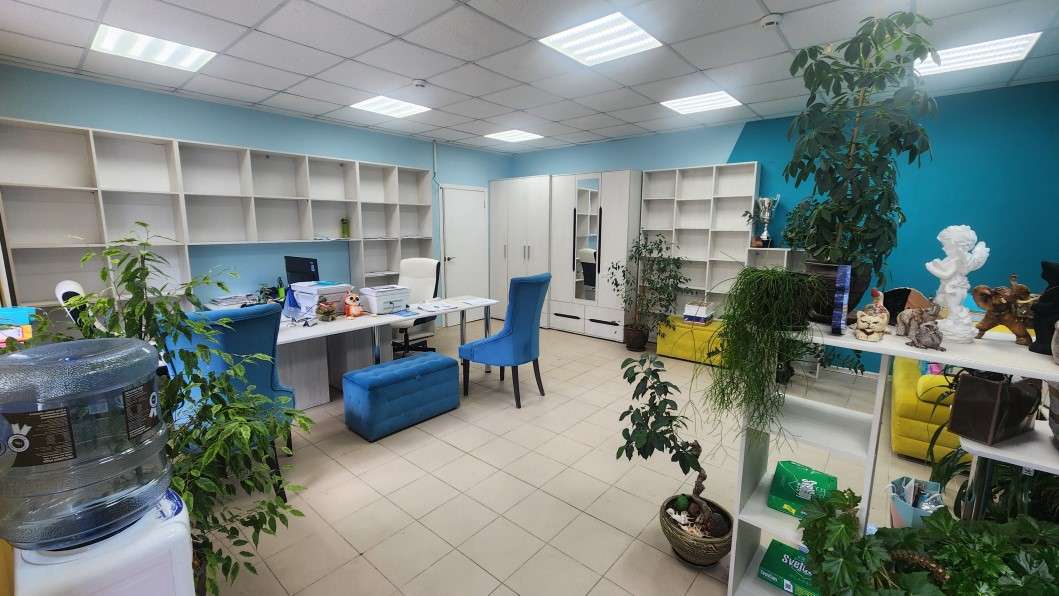 Аренда коммерческой недвижимости, 47м <sup>2</sup>, Самара, Гагарина улица,  2