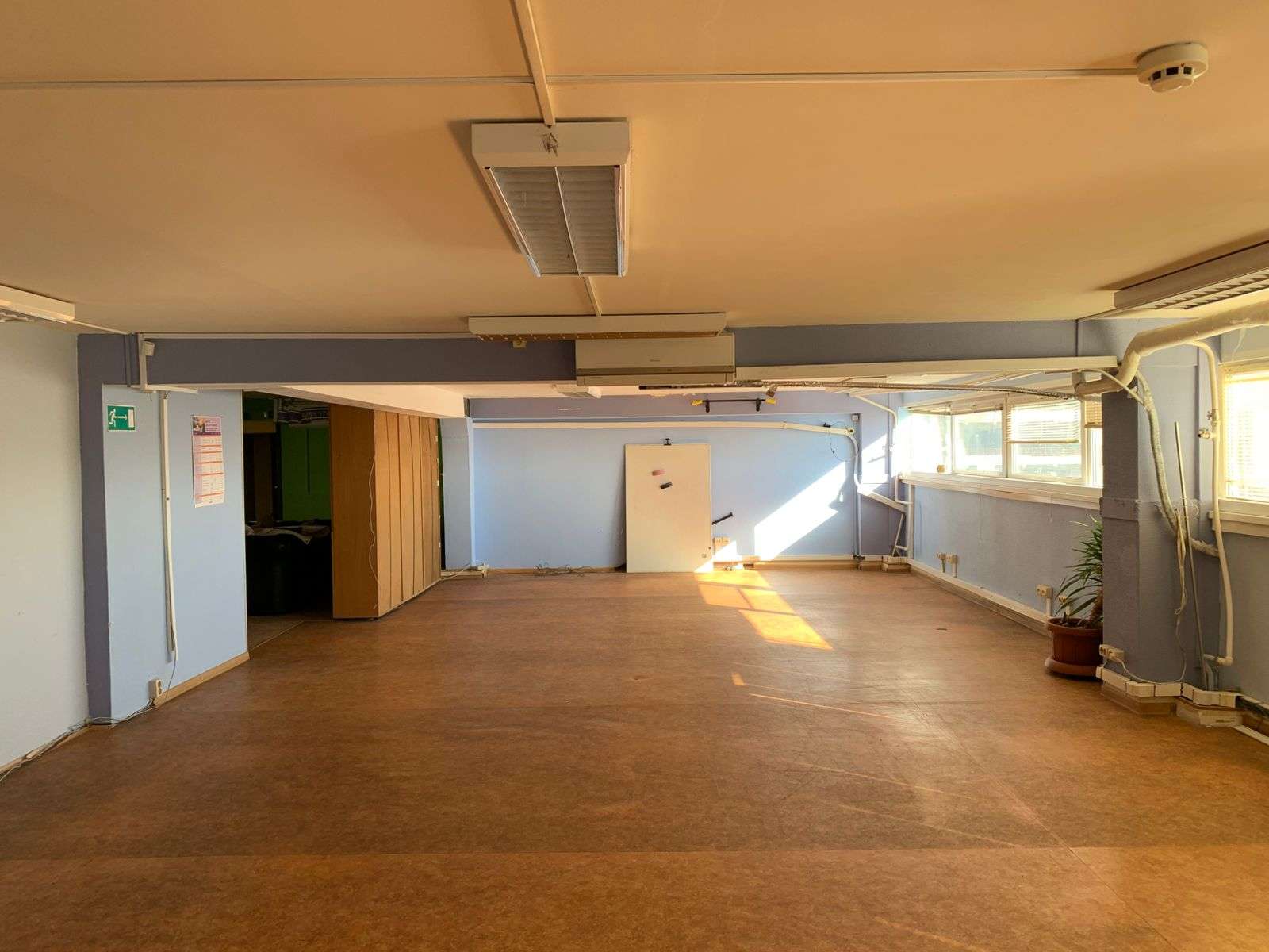 Аренда коммерческой недвижимости, 650м <sup>2</sup>, Самара, Аэродромная улица,  45ка