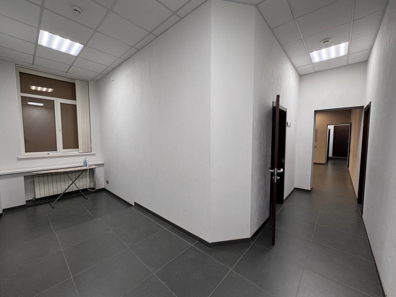 Аренда коммерческой недвижимости, 370м <sup>2</sup>, Самара, Гагарина улица,  1а