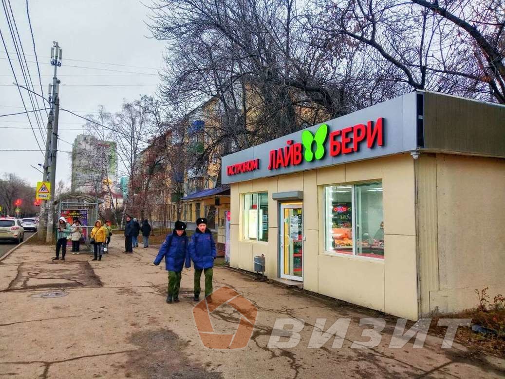 Аренда коммерческой недвижимости, 70м <sup>2</sup>, Самара, Революционная улица,  140а