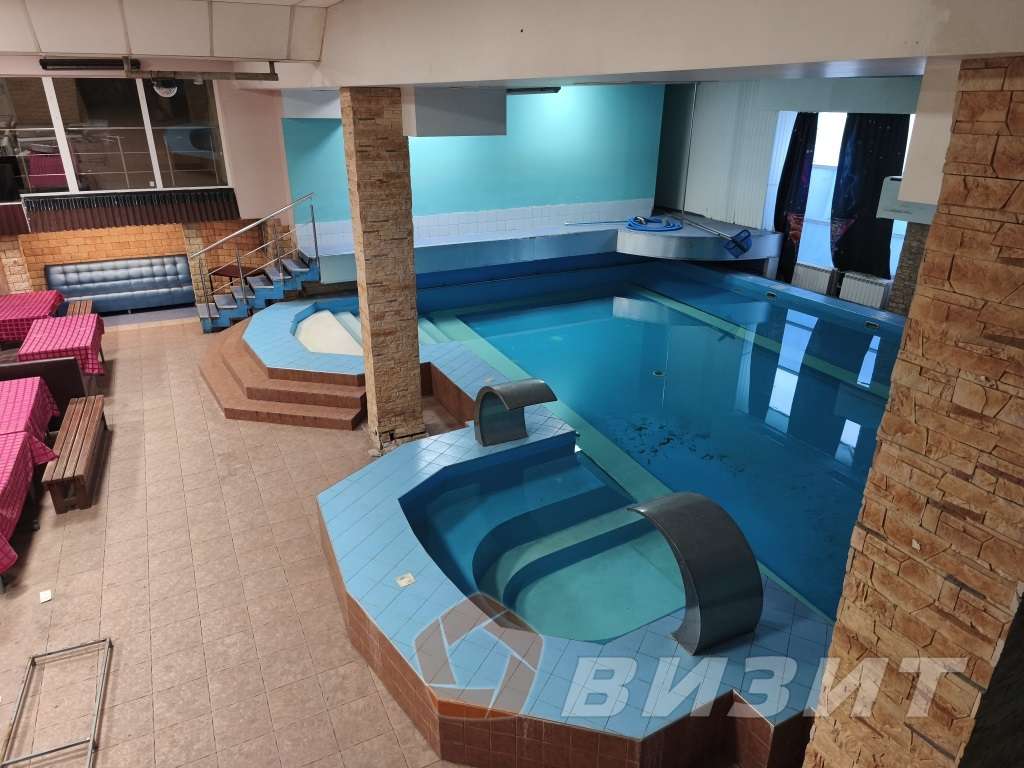 Продажа коммерческой недвижимости, 4836м <sup>2</sup>, Красный Яр, Комсомольская улица,  86