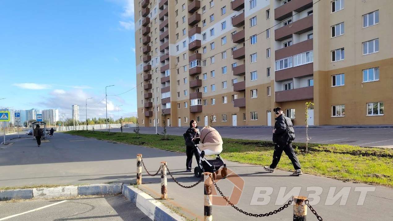 Аренда коммерческой недвижимости, 220м <sup>2</sup>, Самара, Александра Солженицына улица,  2