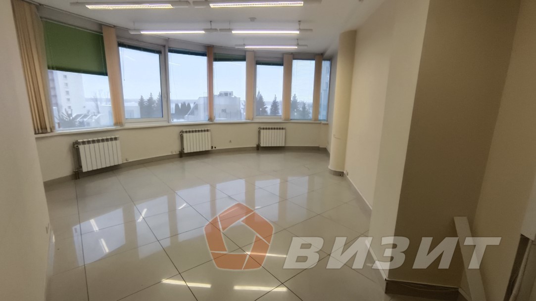 Аренда коммерческой недвижимости, 102м <sup>2</sup>, Самара, Лесная улица,  31