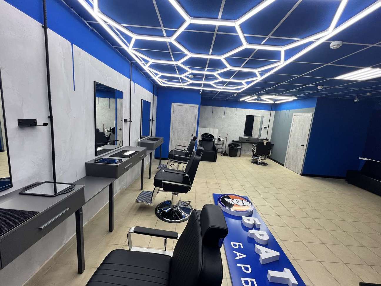 Продажа коммерческой недвижимости, 49м <sup>2</sup>, Самара, Молодежная улица,  8а