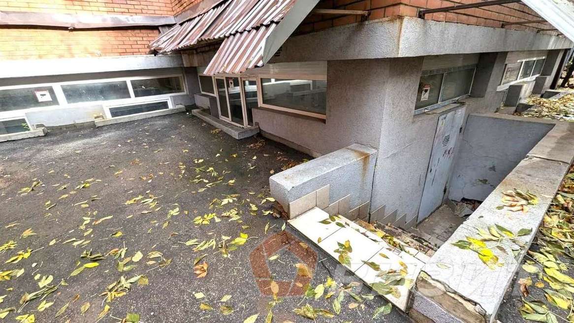 Продажа коммерческой недвижимости, 286м <sup>2</sup>, Самара, Ленинская улица,  25а