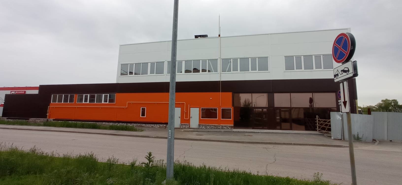 Аренда коммерческой недвижимости, 375м <sup>2</sup>, Лопатино, Изумрудная улица,  2а