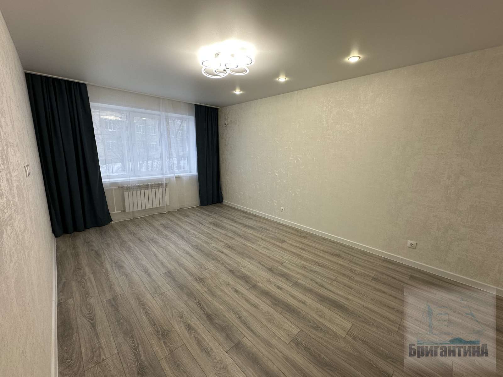 Продажа 3-комнатной квартиры, Самара, Солнечная улица,  25