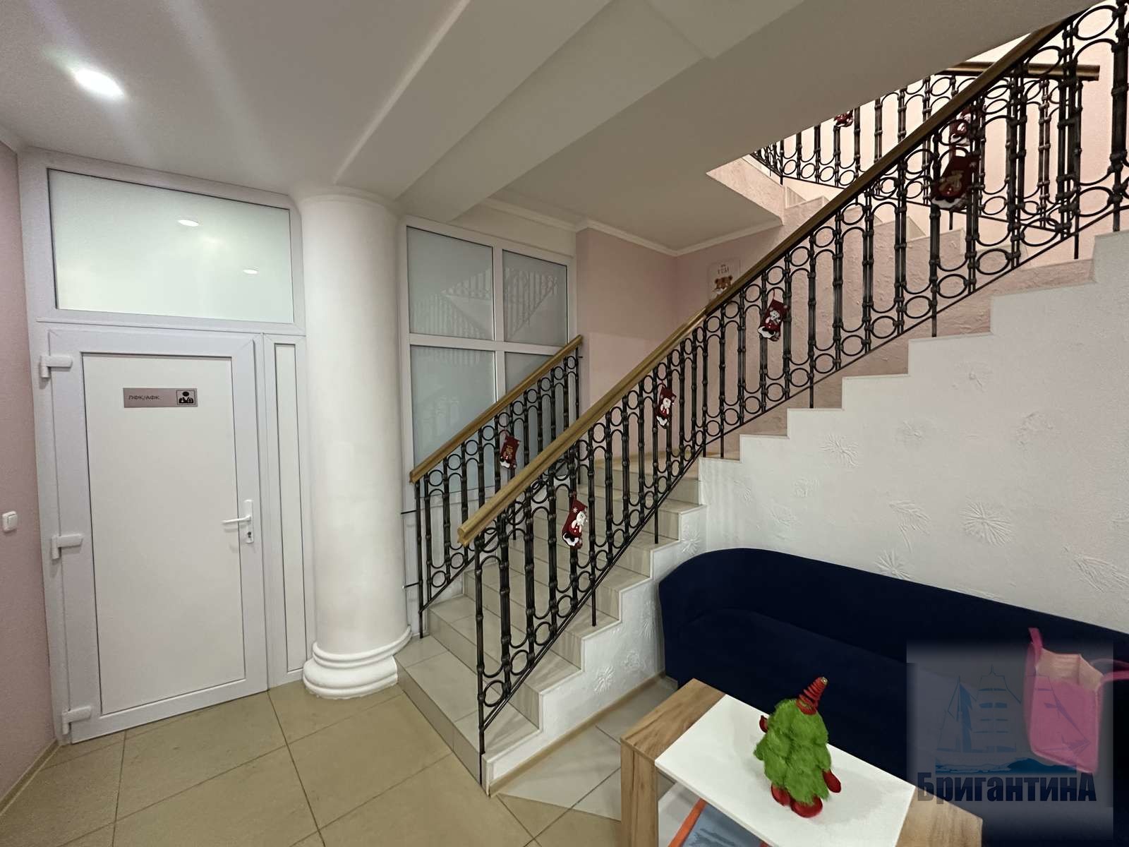 Аренда коммерческой недвижимости, 250м <sup>2</sup>, Самара, Крупской улица,  10