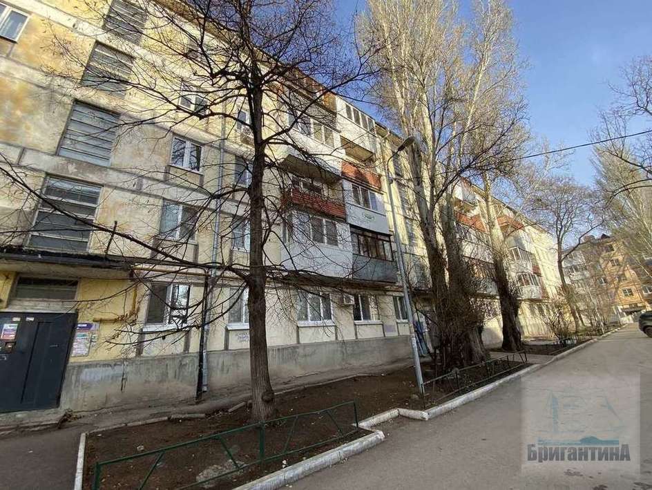 Продажа 4-комнатной квартиры, Самара, Карла Маркса проспект,  380