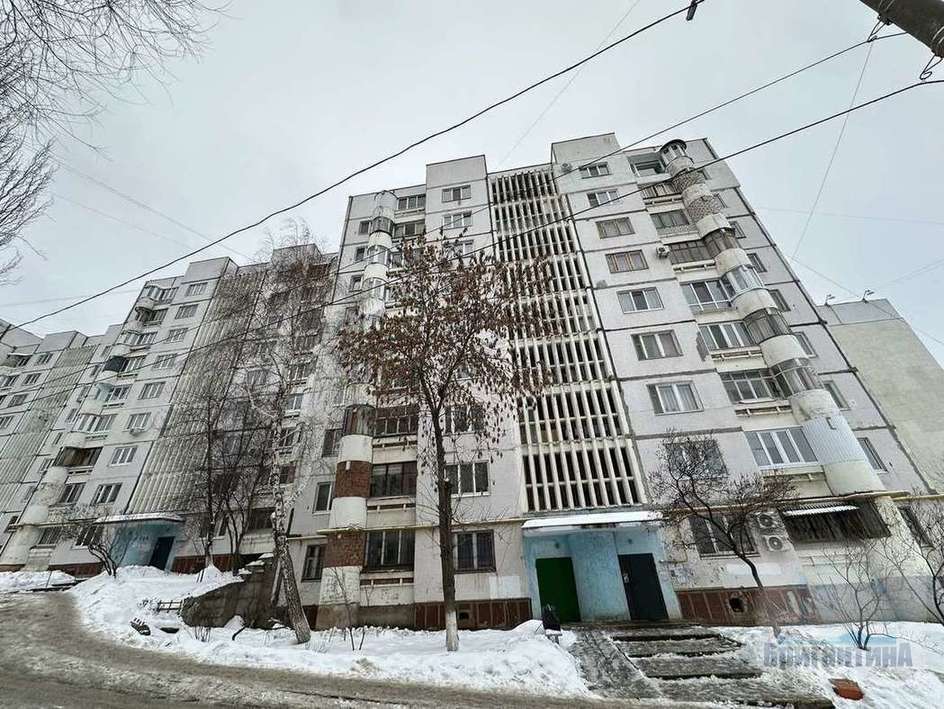 Продажа 3-комнатной квартиры, Самара, Солнечная улица,  25