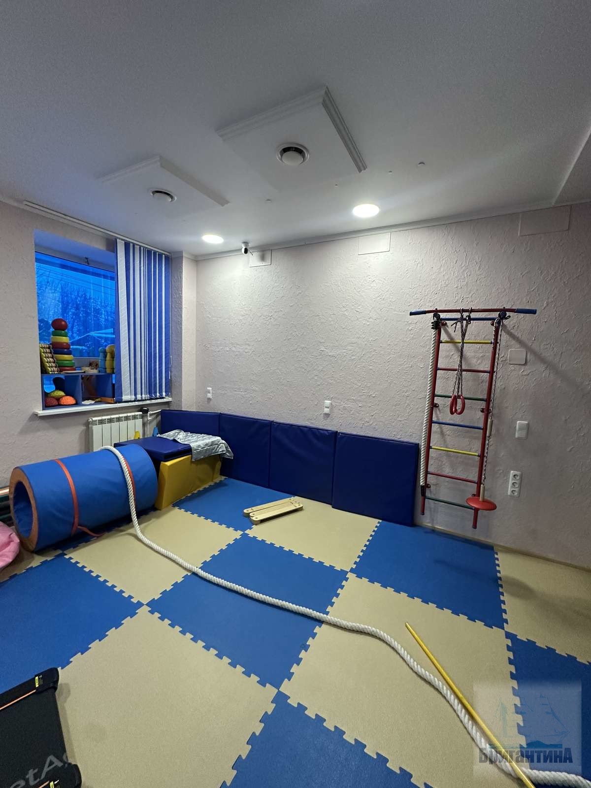 Аренда коммерческой недвижимости, 250м <sup>2</sup>, Самара, Крупской улица,  10