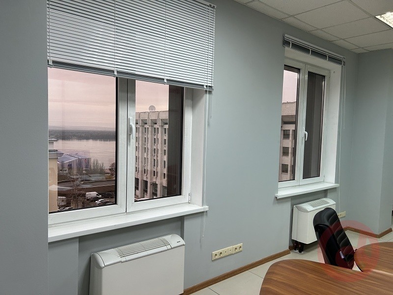 Аренда коммерческой недвижимости, 95м <sup>2</sup>, Самара, Молодогвардейская улица,  204