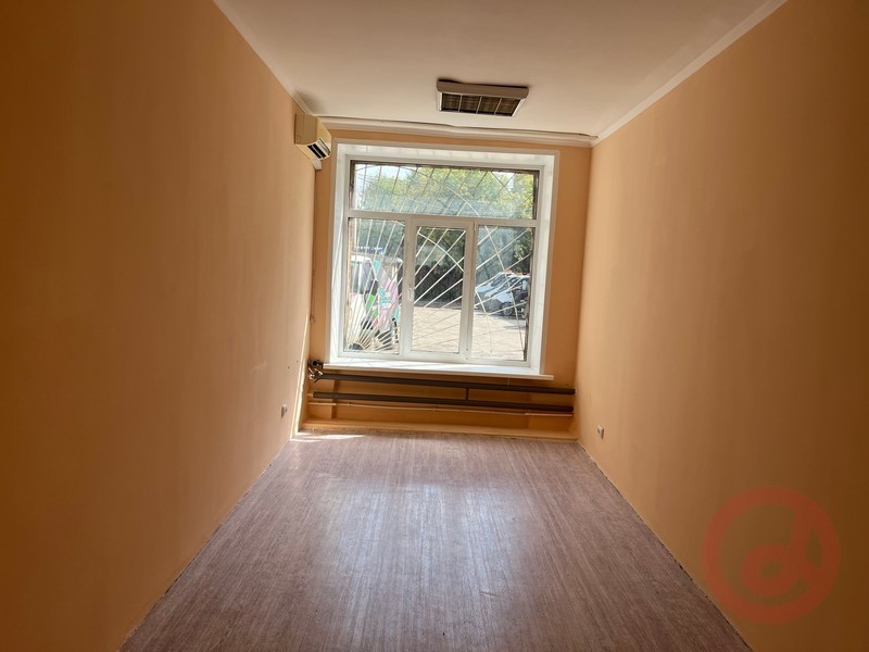 Аренда коммерческой недвижимости, 16м <sup>2</sup>, Самара, Аэродромная улица,  40