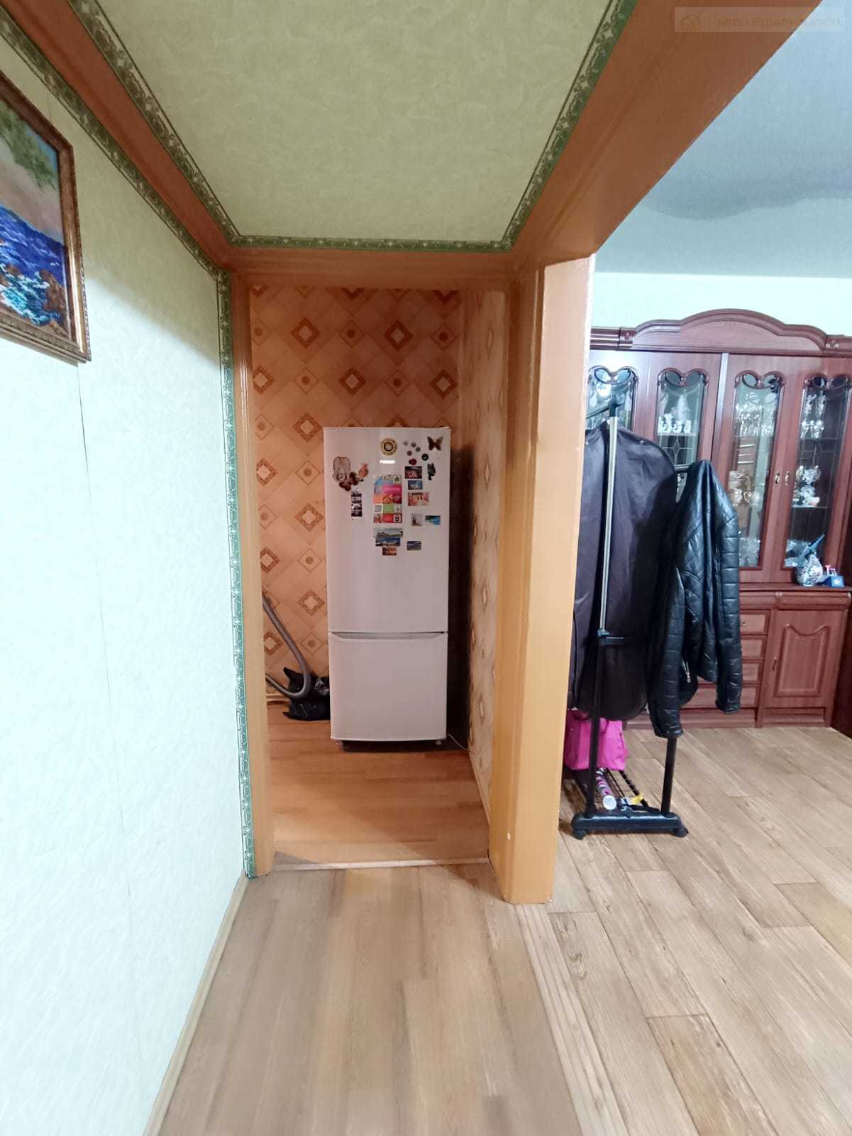 Продажа 2-комнатной квартиры, Самара, Красных Коммунаров улица,  6