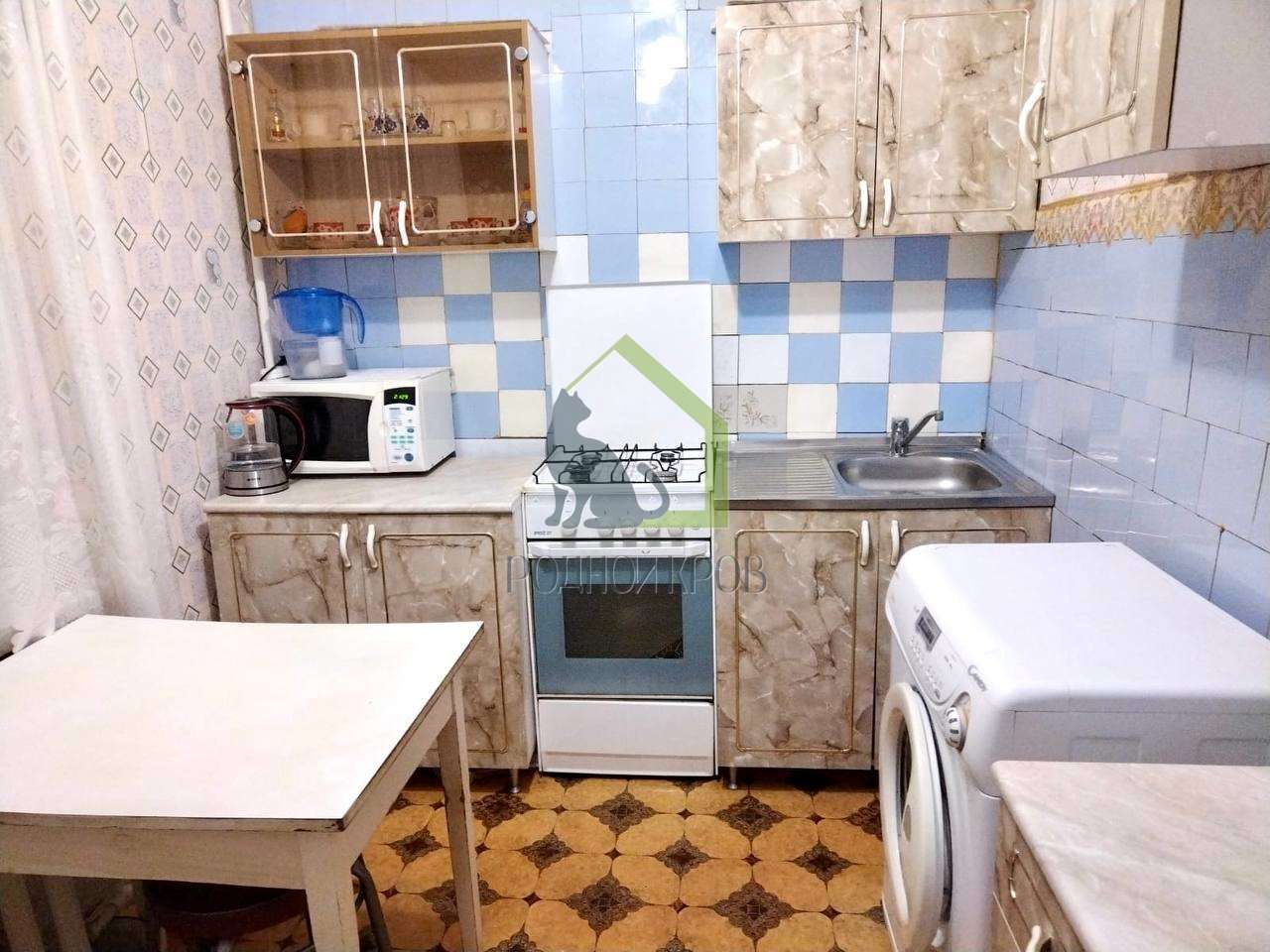 Продажа 3-комнатной квартиры, Октябрьск, Мичурина улица,  2