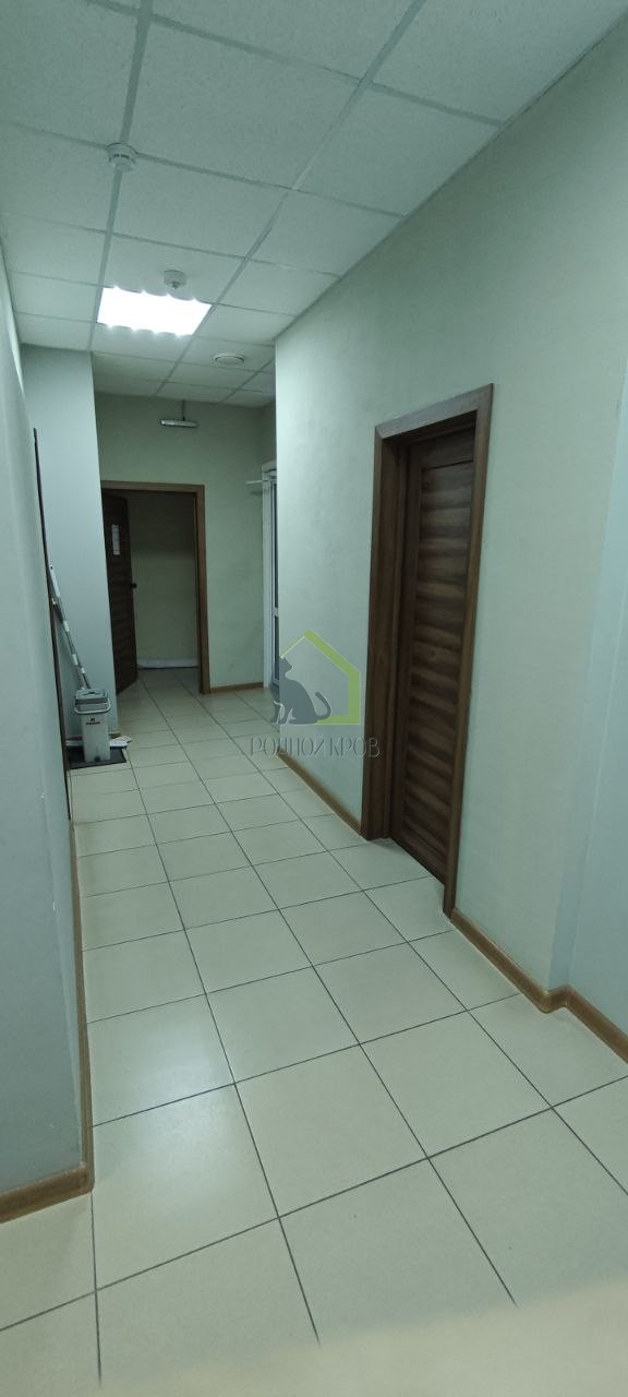 Продажа коммерческой недвижимости, 130м <sup>2</sup>, Сызрань, Константина Федина улица,  33