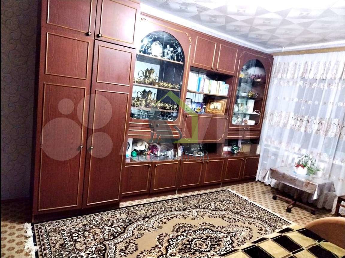 Продажа 3-комнатной квартиры, Октябрьск, Мичурина улица,  2