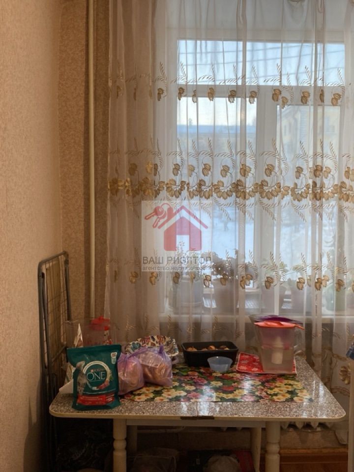 Продажа 2-комнатной квартиры, Самара, Днепровская улица,  10