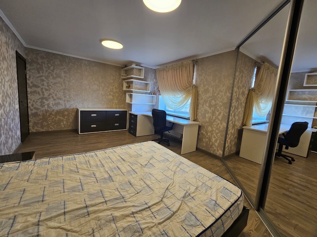 Продажа 3-комнатной квартиры, Самара, 5-я просека,  110В