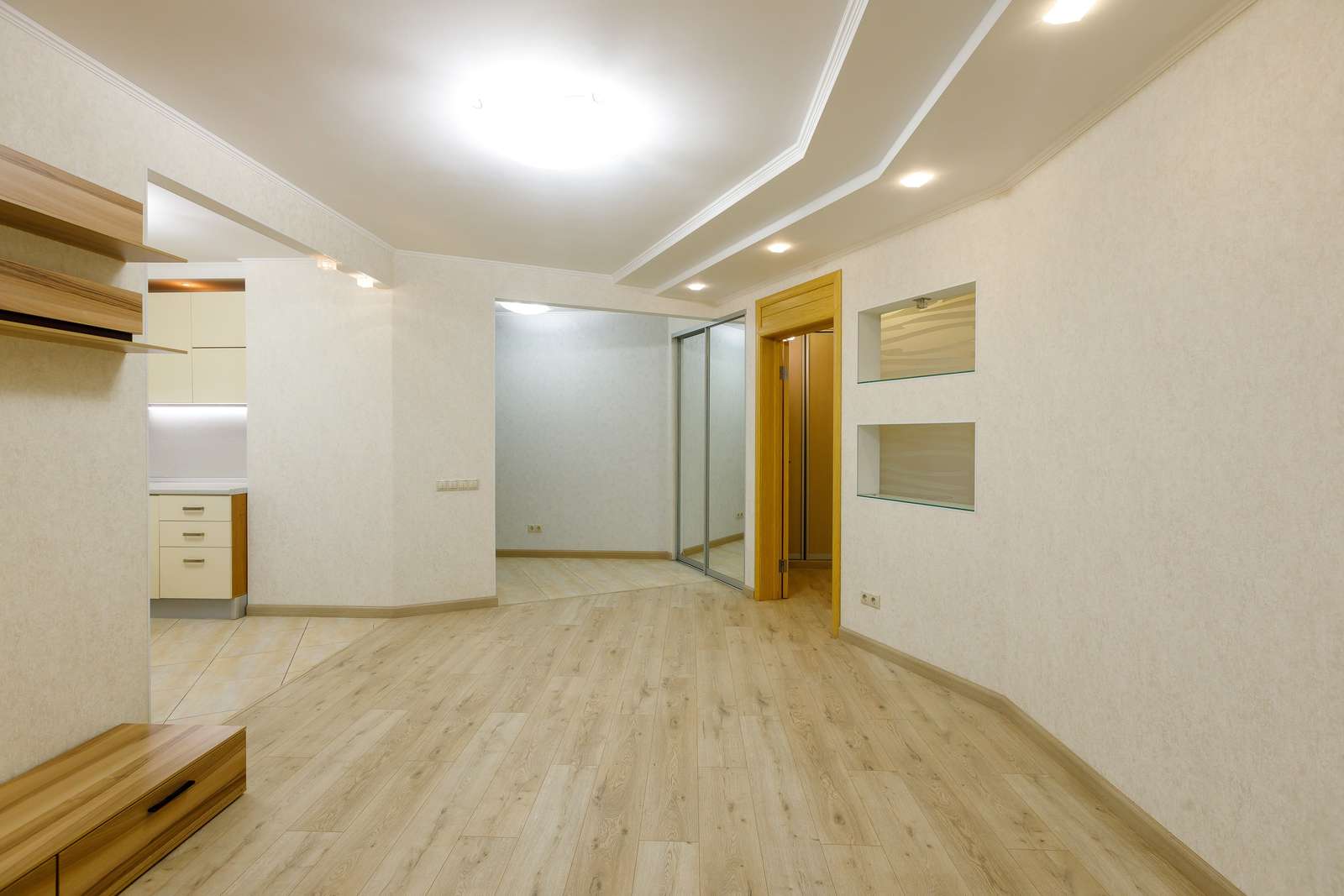 Продажа 3-комнатной квартиры, Самара, Карла Маркса проспект,  6