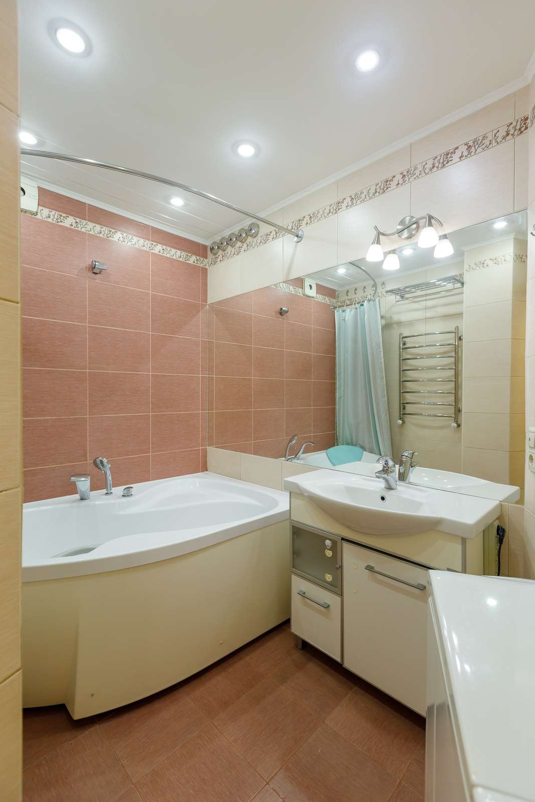 Продажа 3-комнатной квартиры, Самара, Карла Маркса проспект,  6