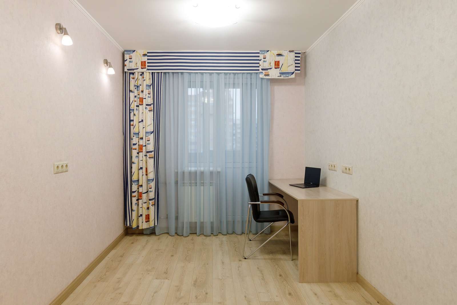 Продажа 3-комнатной квартиры, Самара, Карла Маркса проспект,  6