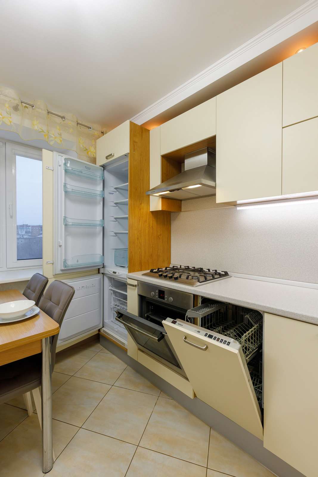 Продажа 3-комнатной квартиры, Самара, Карла Маркса проспект,  6