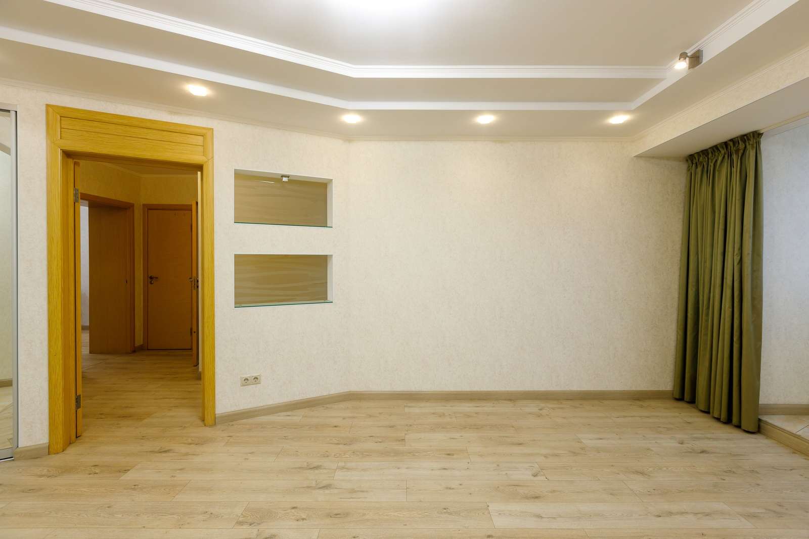 Продажа 3-комнатной квартиры, Самара, Карла Маркса проспект,  6