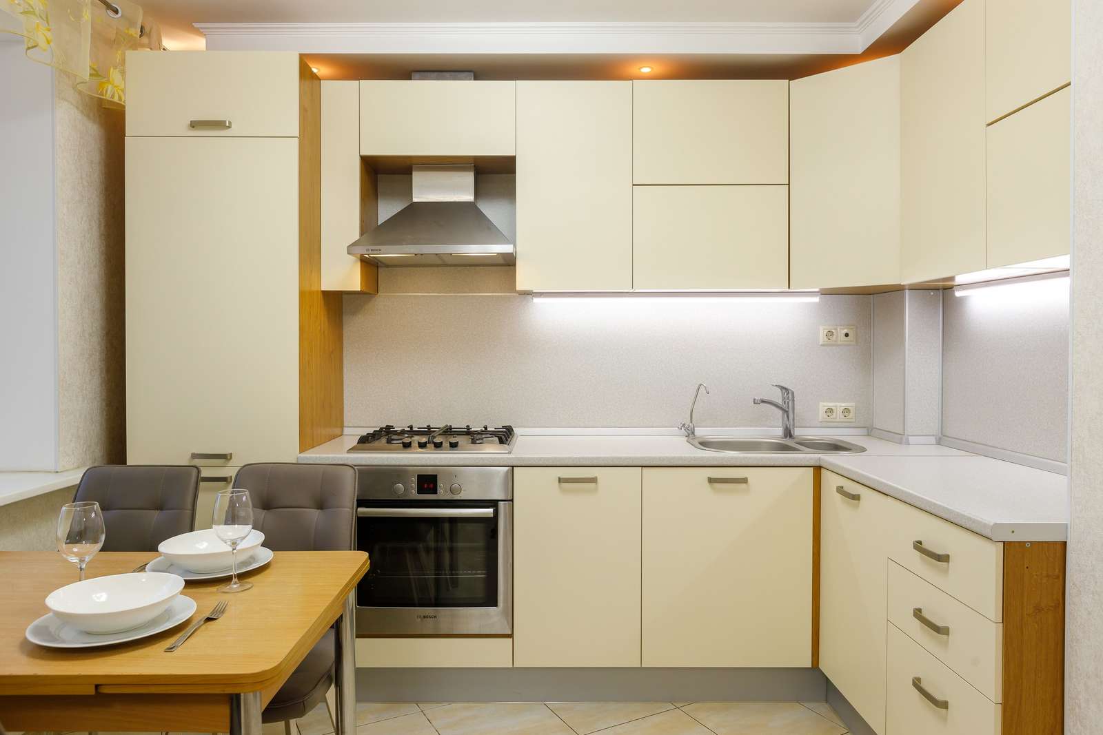 Продажа 3-комнатной квартиры, Самара, Карла Маркса проспект,  6