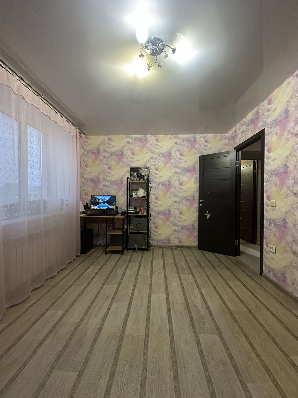 Продажа 2-комнатной квартиры, Придорожный, Николаевский проспект,  12