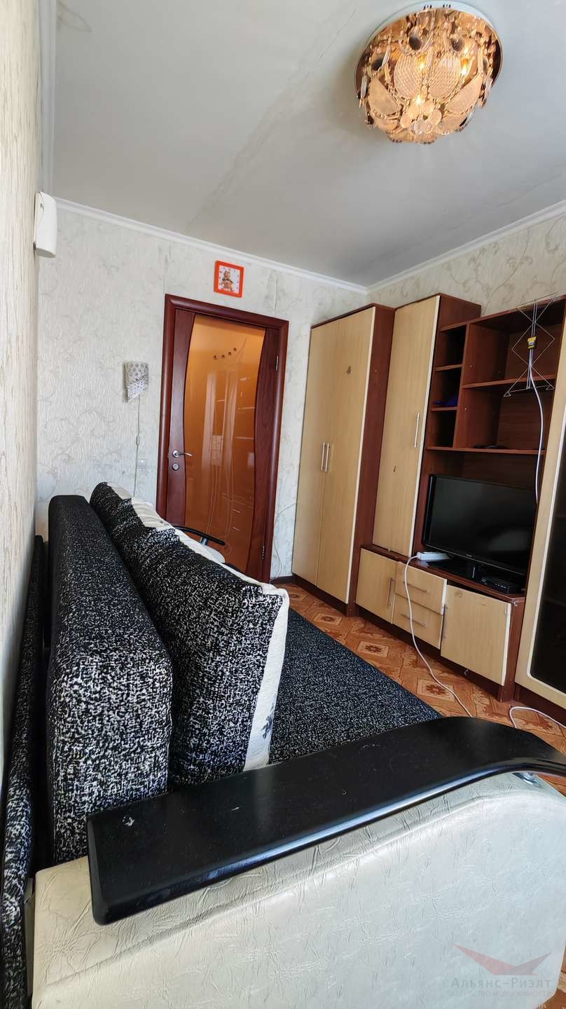 Продажа 3-комнатной квартиры, Самара, Юбилейная улица,  9