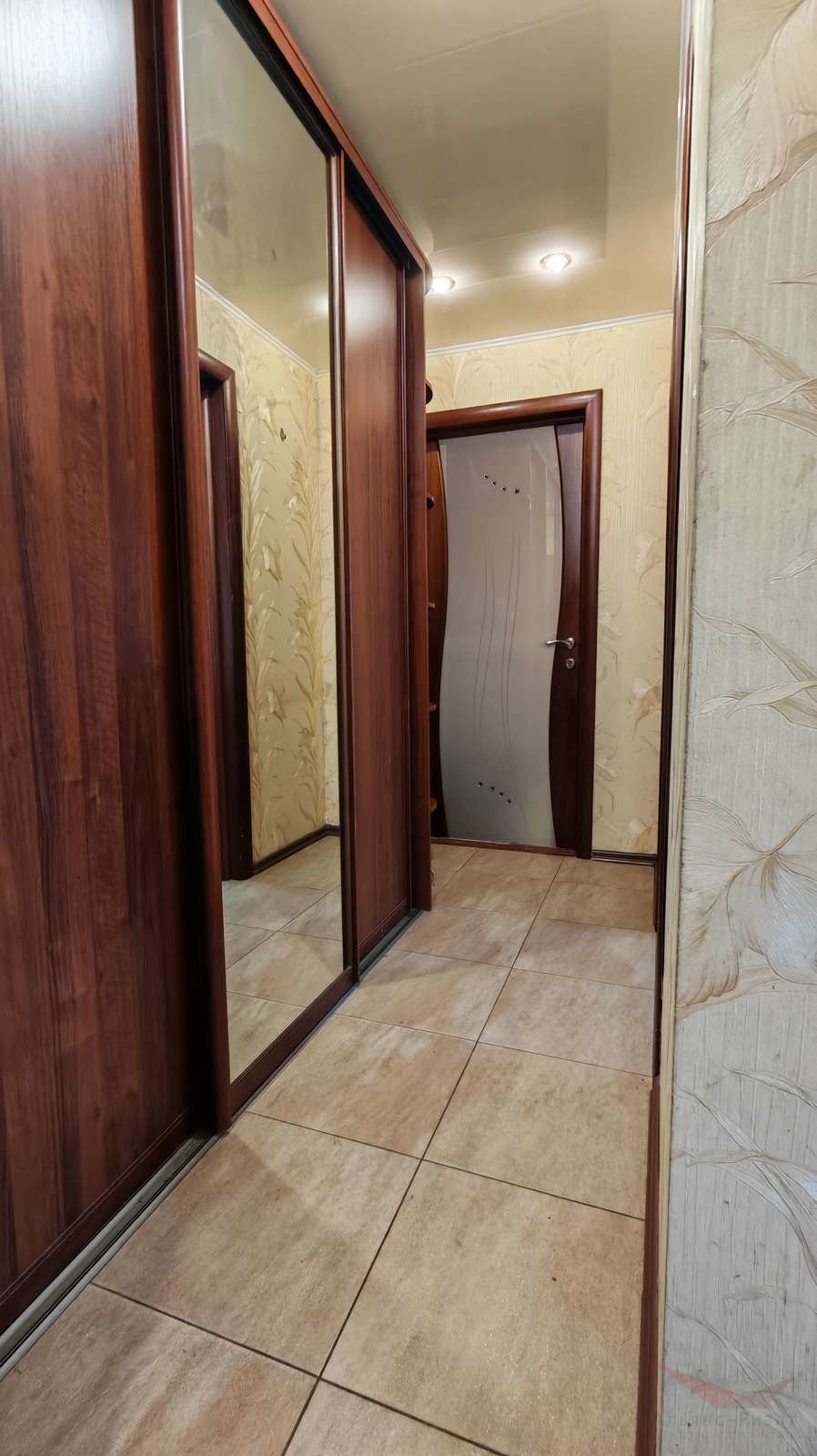 Продажа 3-комнатной квартиры, Самара, Юбилейная улица,  9