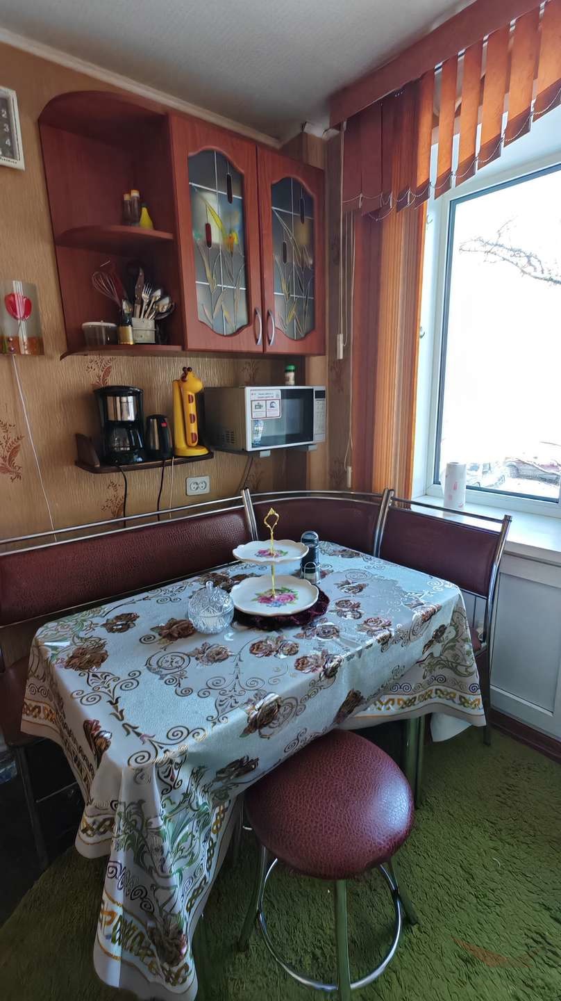 Продажа 3-комнатной квартиры, Самара, Юбилейная улица,  9